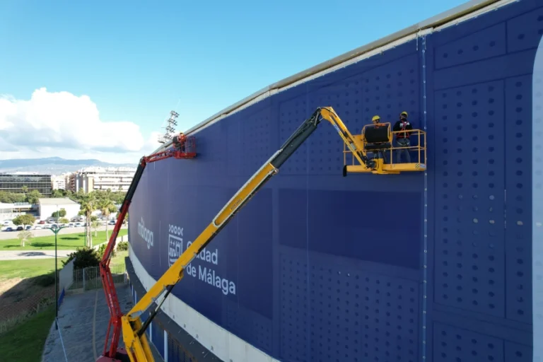 Montaje Lona gigante