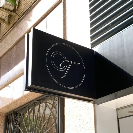 Rótulo corporativo para empresa