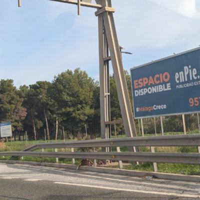 Av. de Velázquez – Rotonda acceso Campamento Benítez – Dir. Málaga