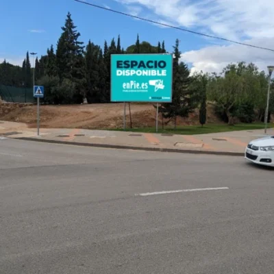 Avenida Jenofonte, 2-4