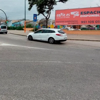 Valla publicitaria en carretera