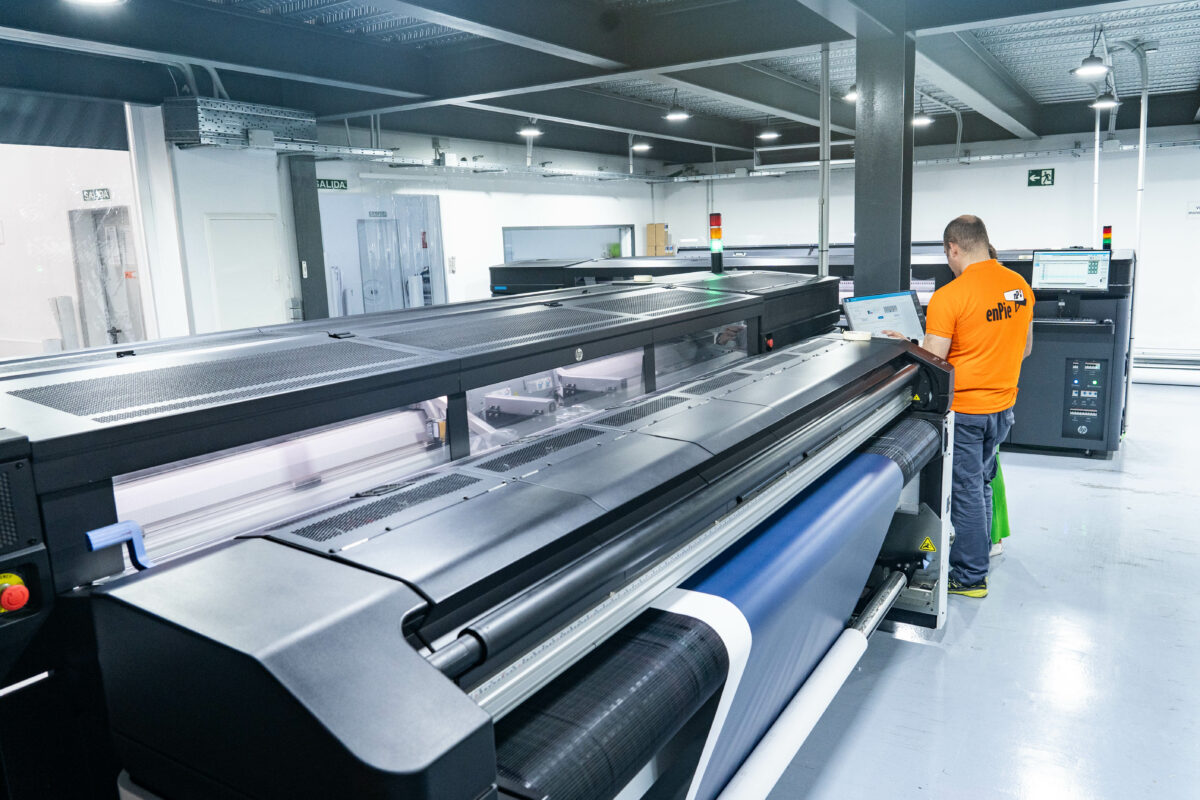 fábrica enpie publicidad exterior